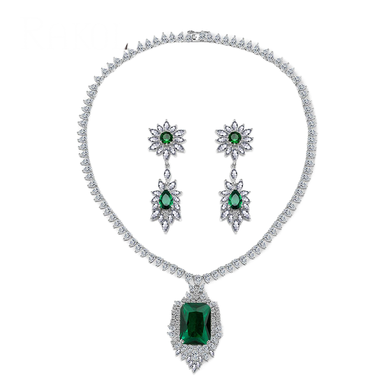 Nefertiti Necklace